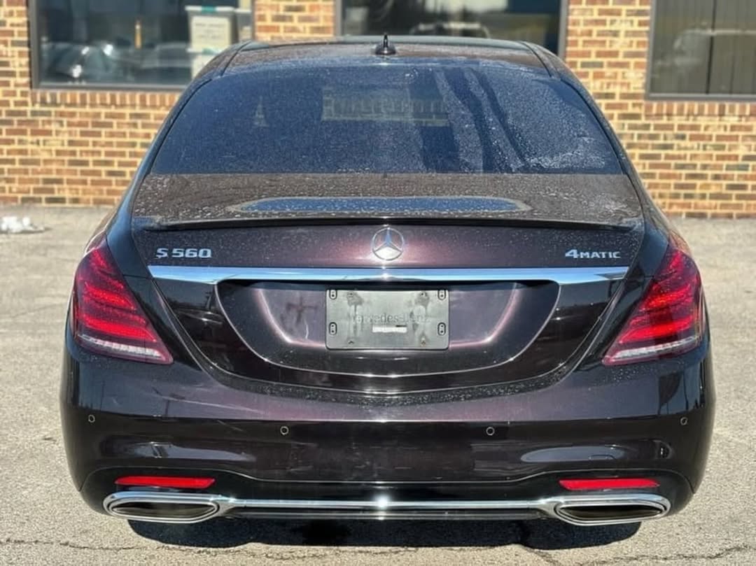 Mercedes Benz S 560 view 5