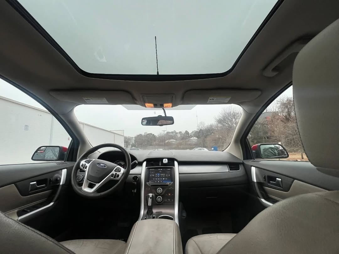 Ford EDGE view 4