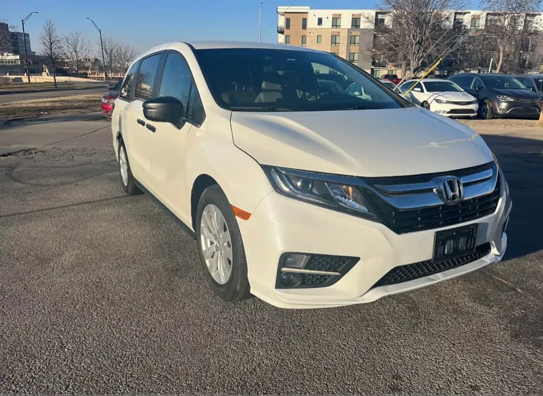 Honda Odyssey LX view 2