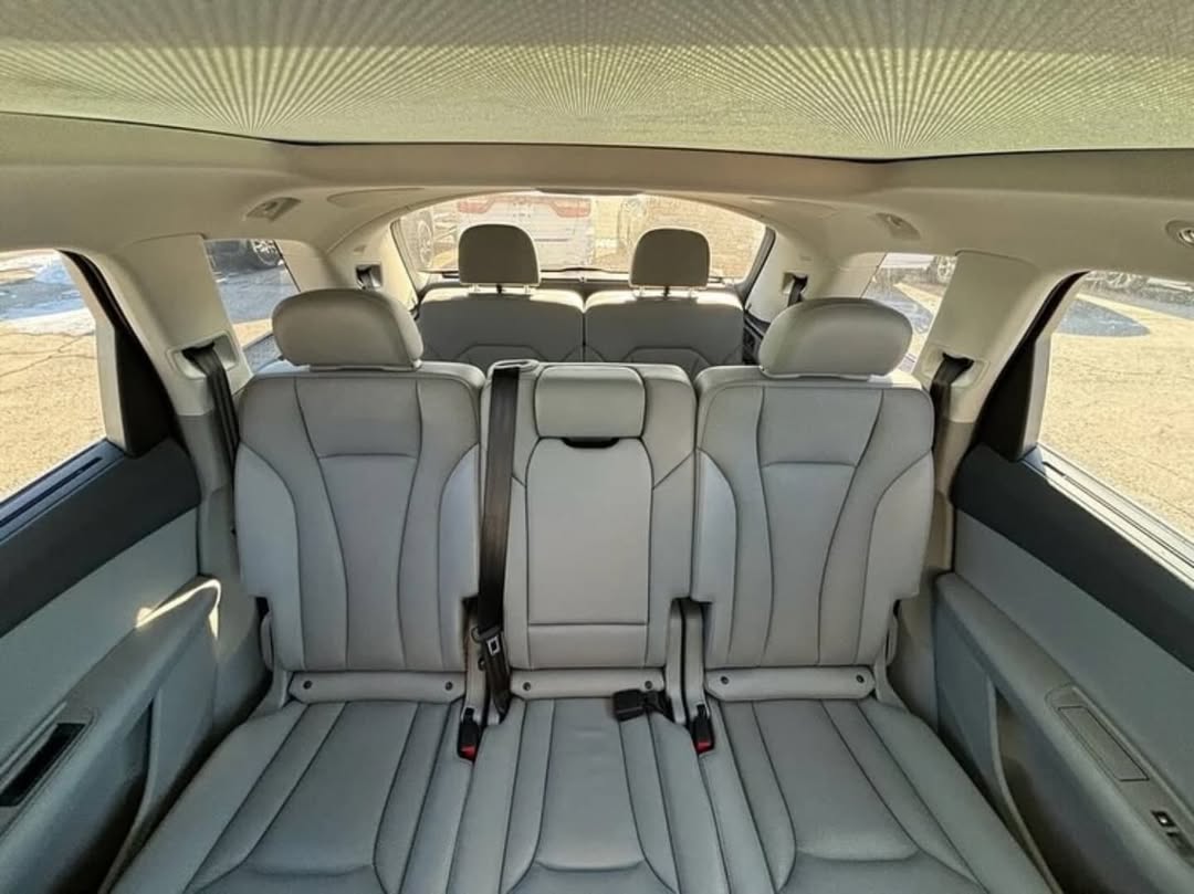 Audi Q7 Quattro Premium view 6