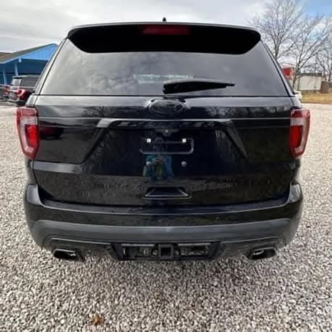 Ford Explorer Sport view 7