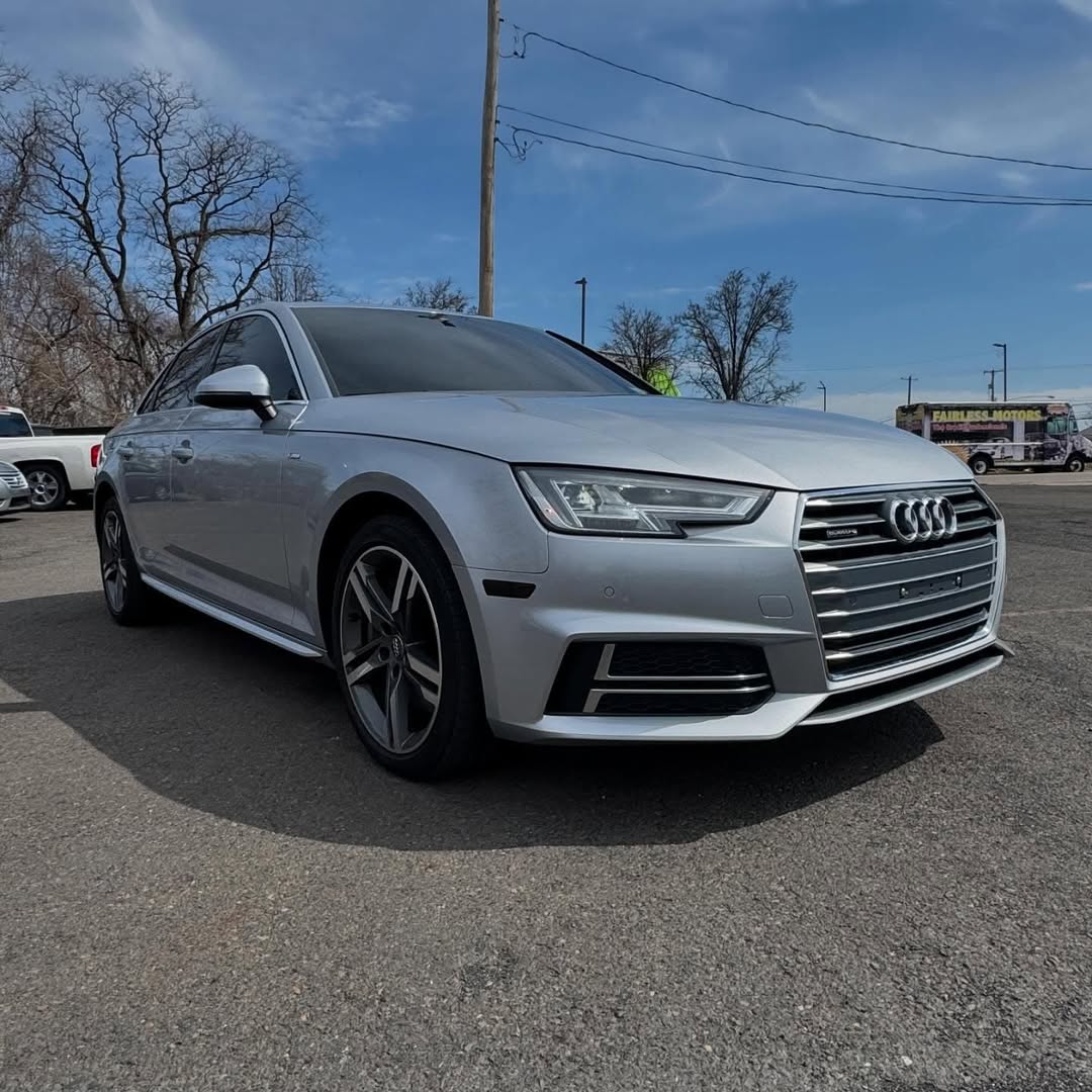 Audi A4 view 3
