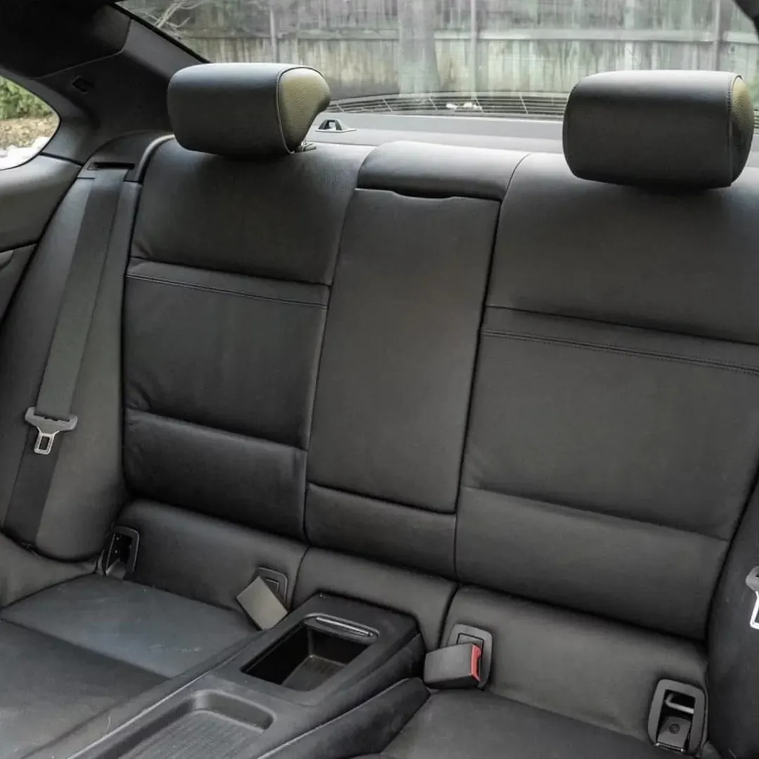 BMW 335i Coupe view 8