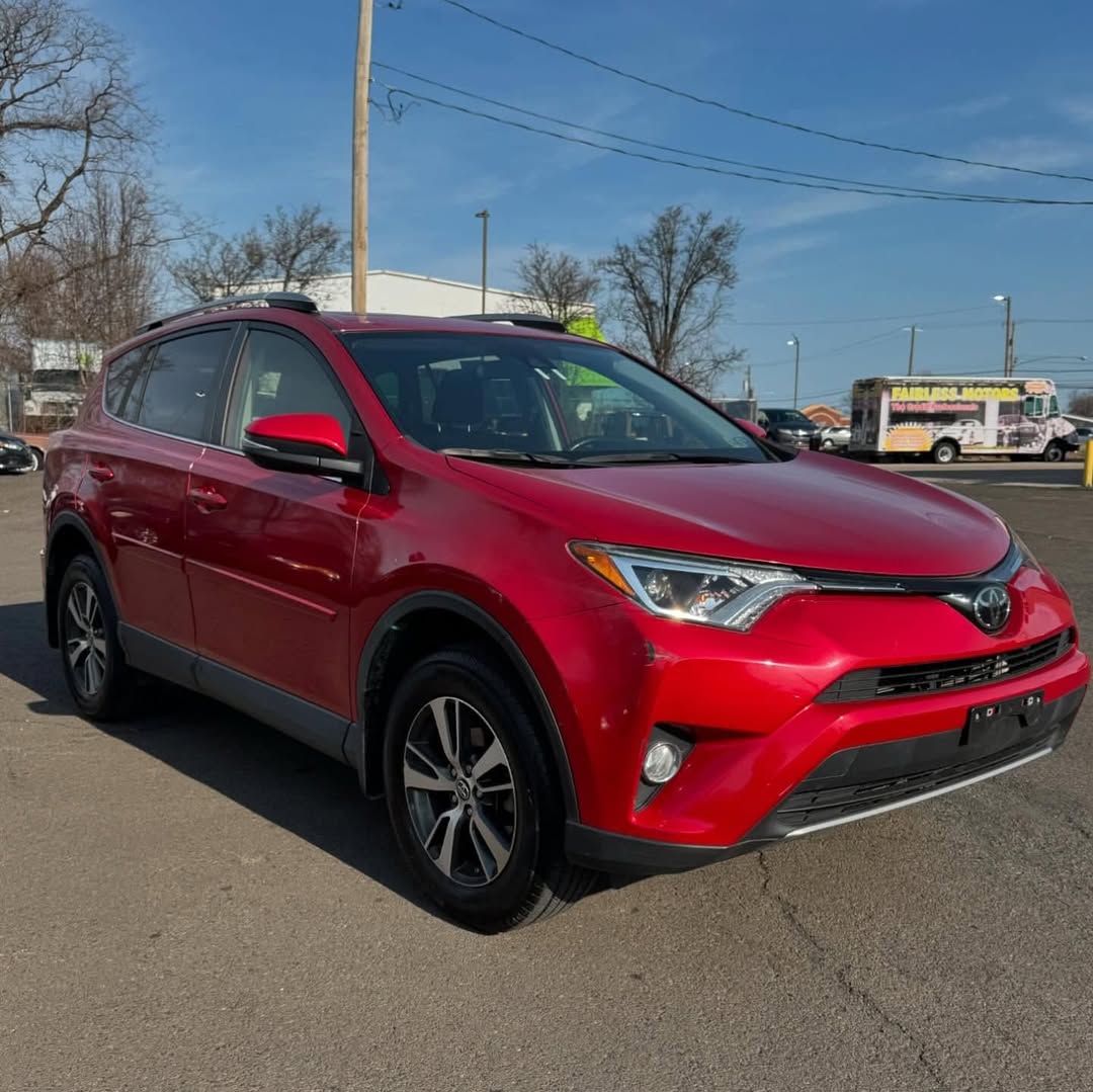 Toyota Rav4 view 2