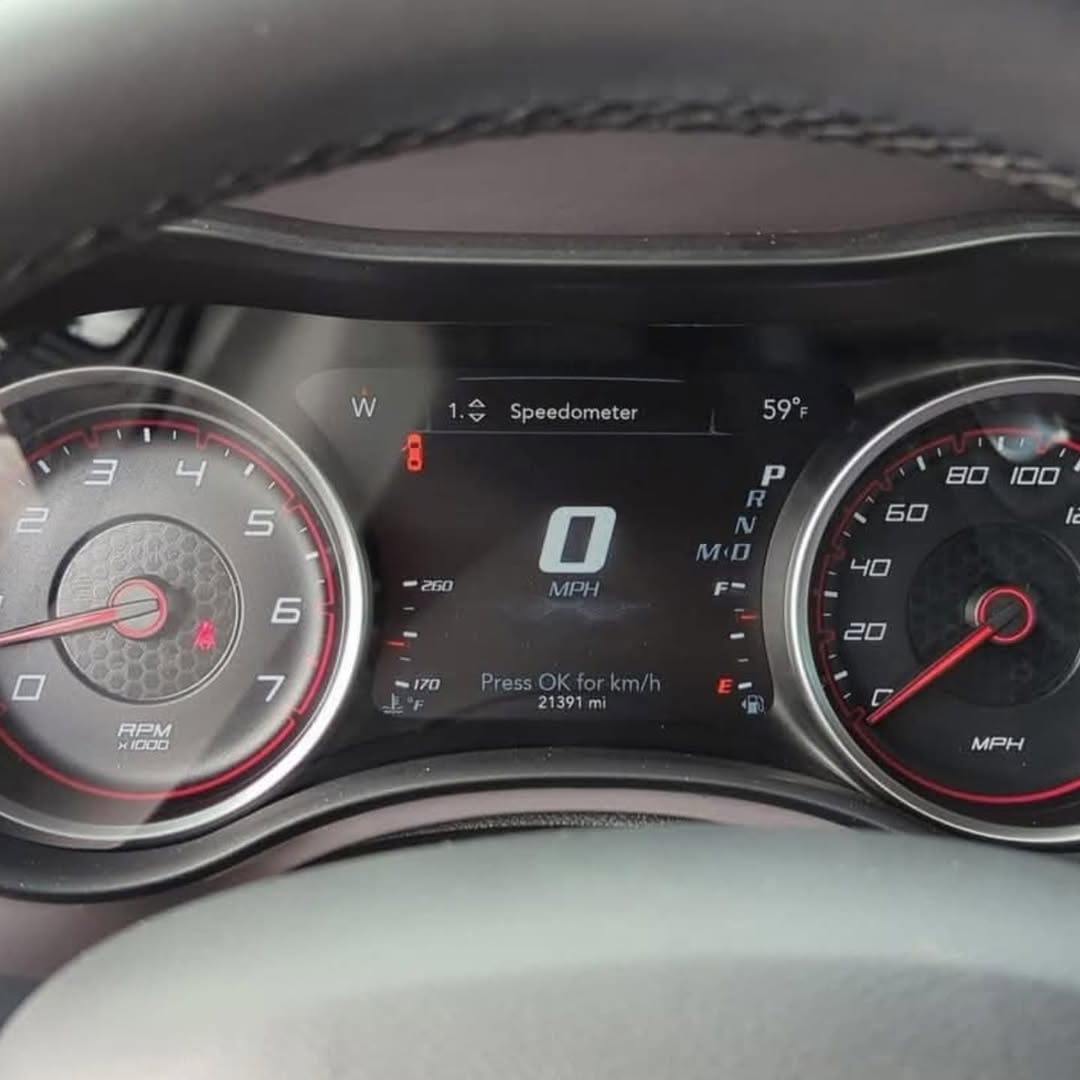 Dodge Charger Scat Pack RWD view 5