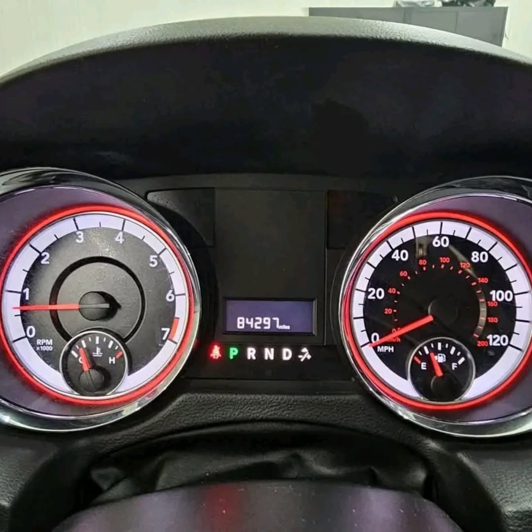 Dodge Grand Caravan SXT view 6