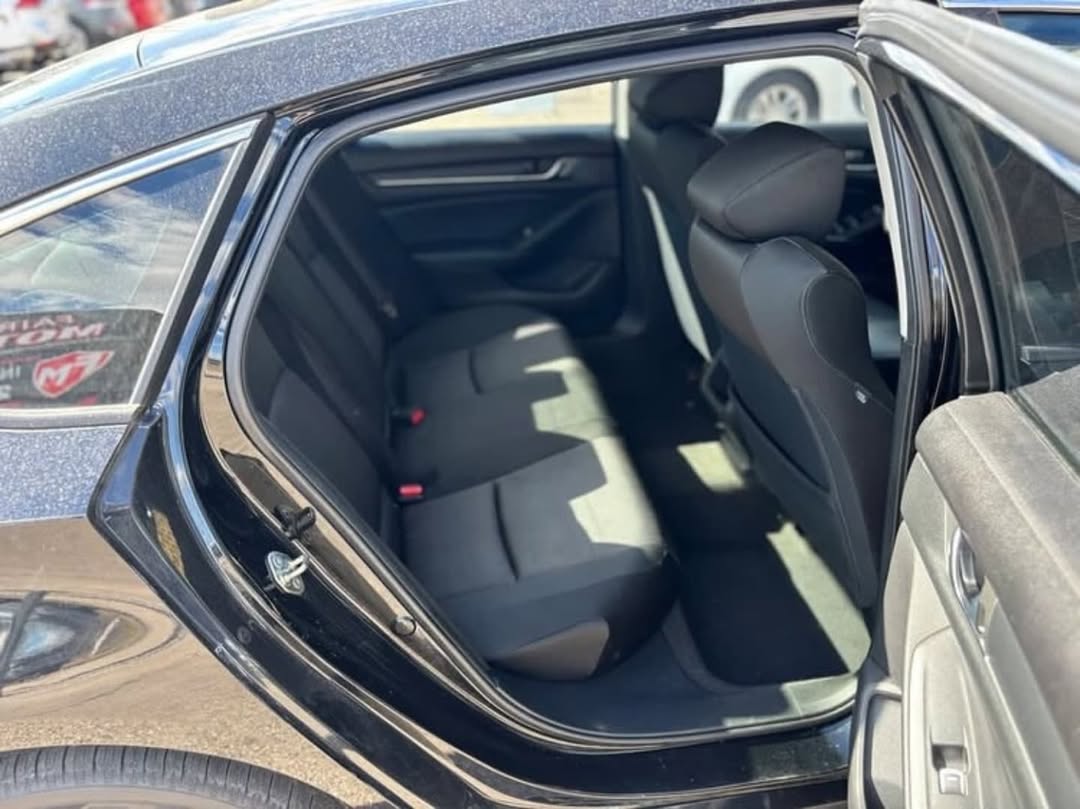 Honda Accord LX view 5