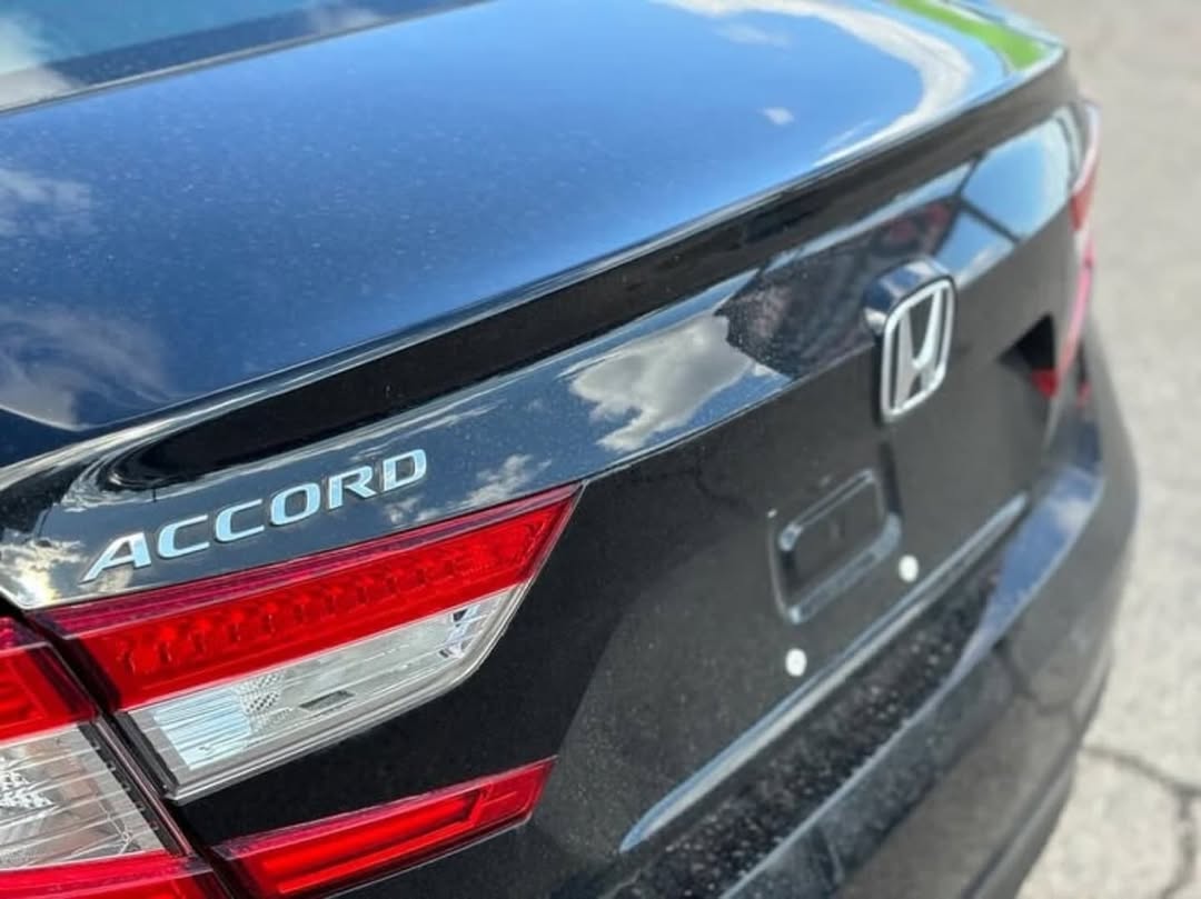 Honda Accord LX view 7