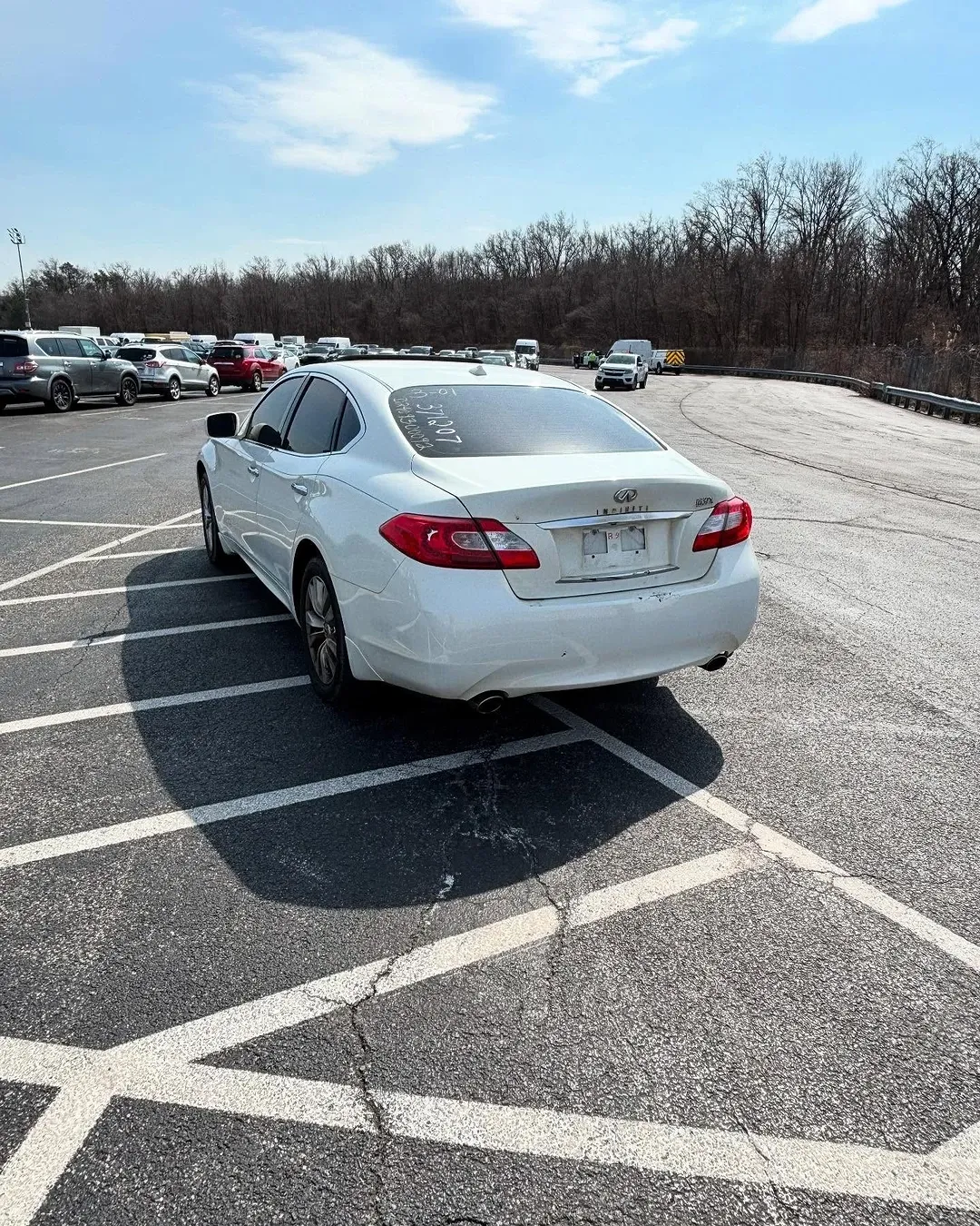 infinity M37x view 4