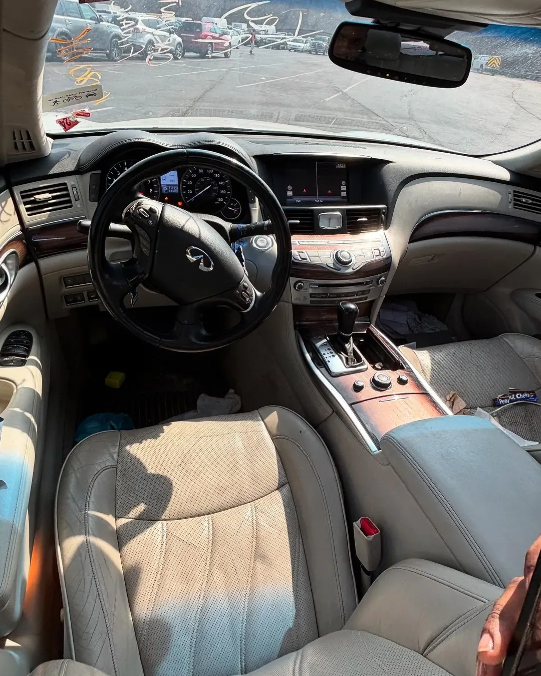 infinity M37x view 6