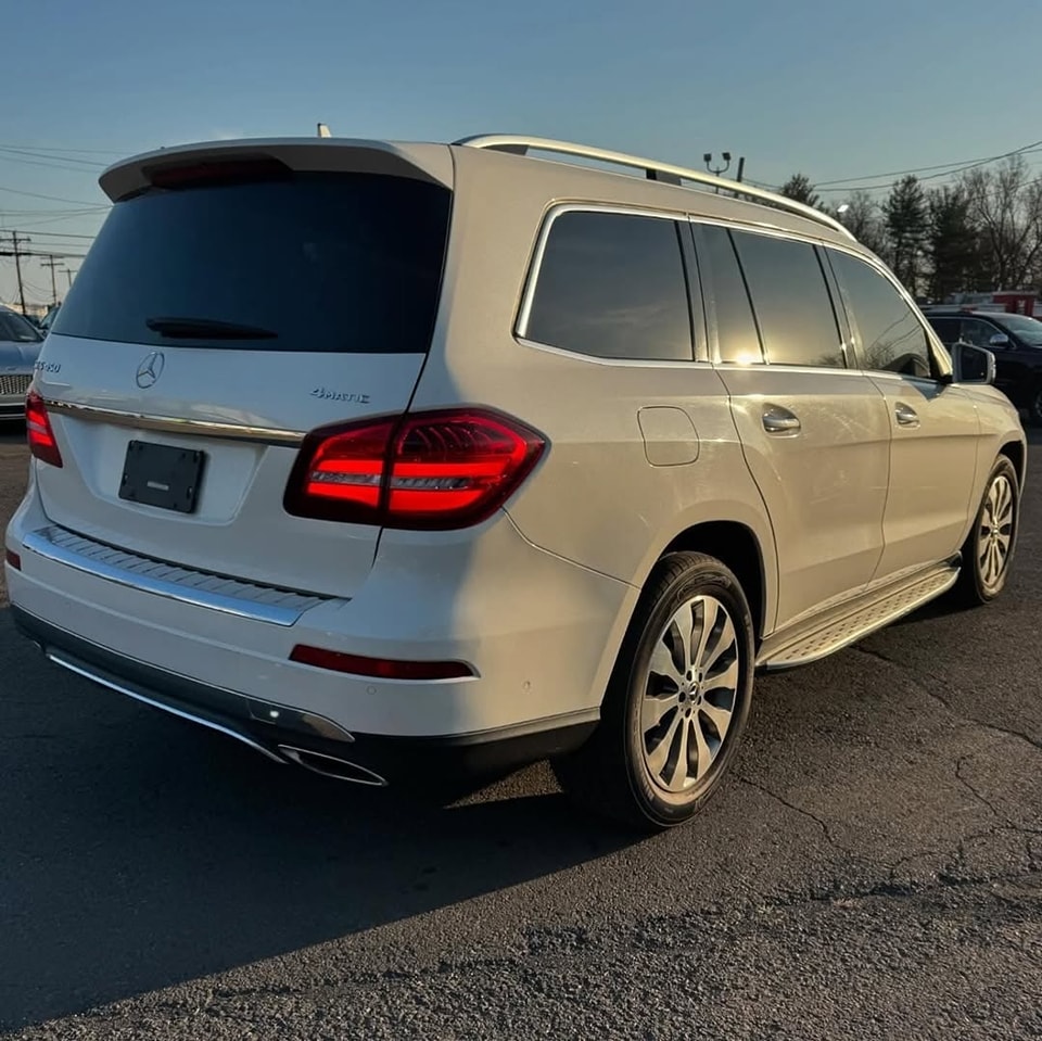 Mercedes Benz GLS 450 view 4