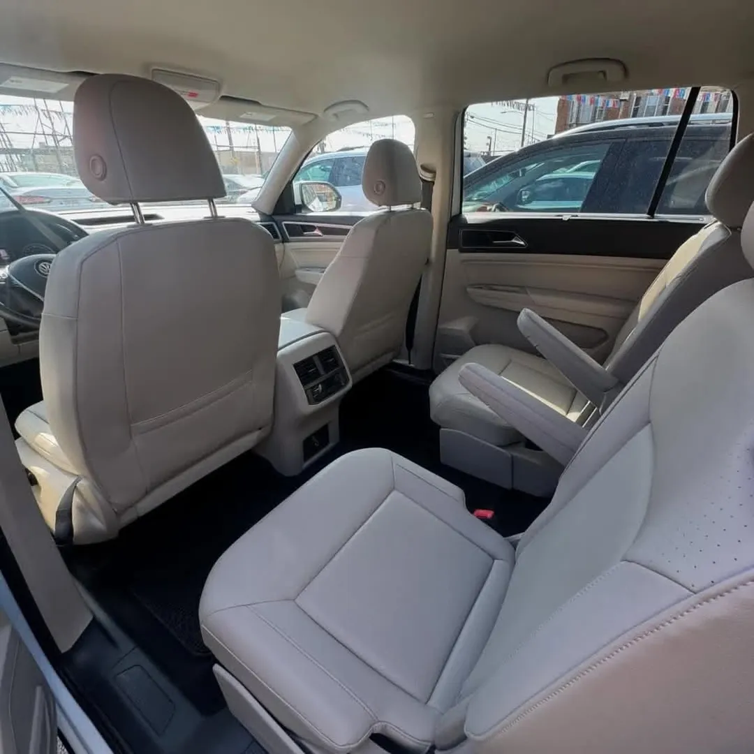 Volkswagen Atlas view 5
