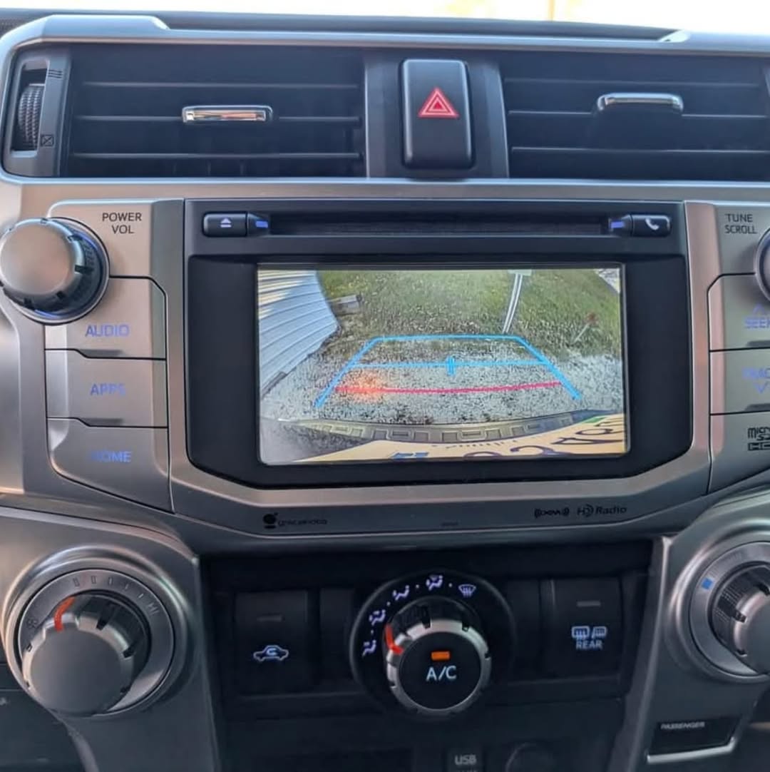 Toyota 4RUNNER SR5 view 6