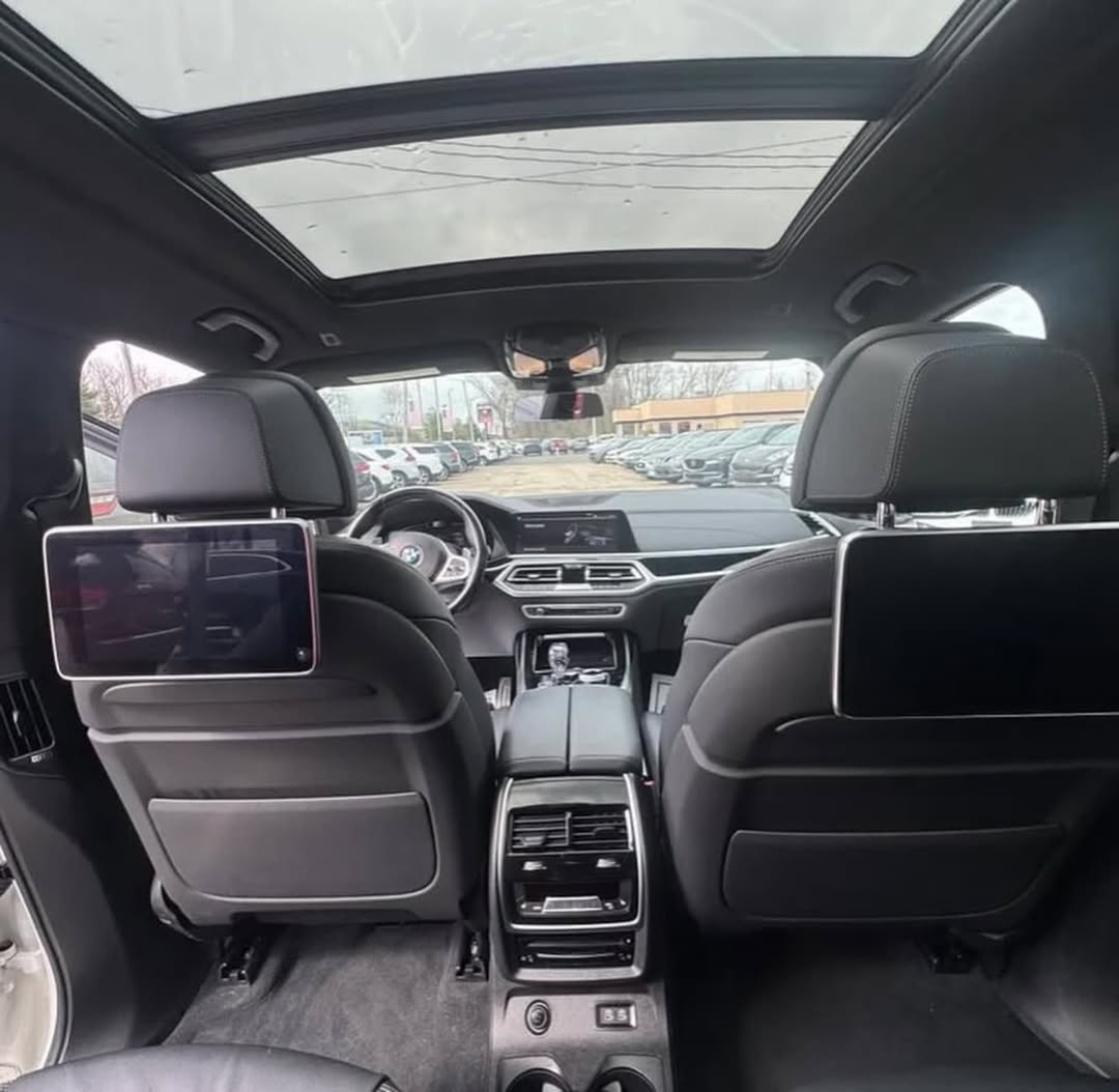 BMW X7 XDrive40i view 5