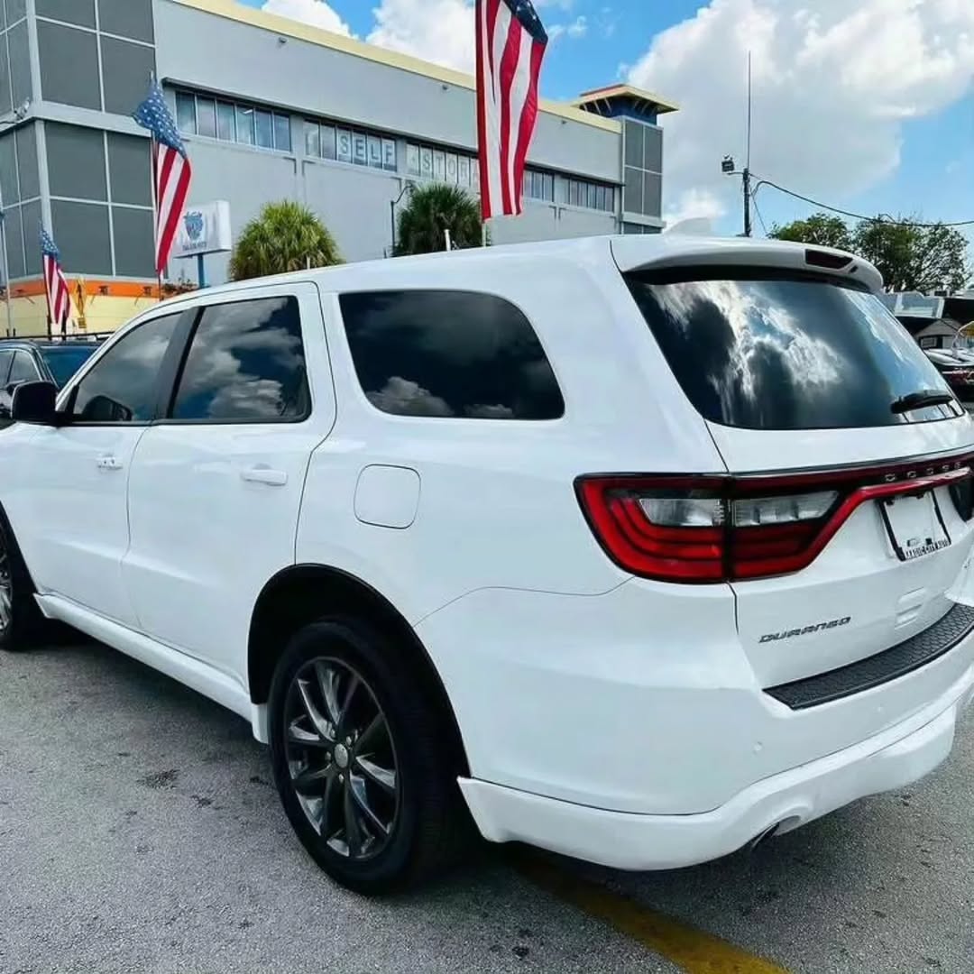 Dodge Durango GT view 2