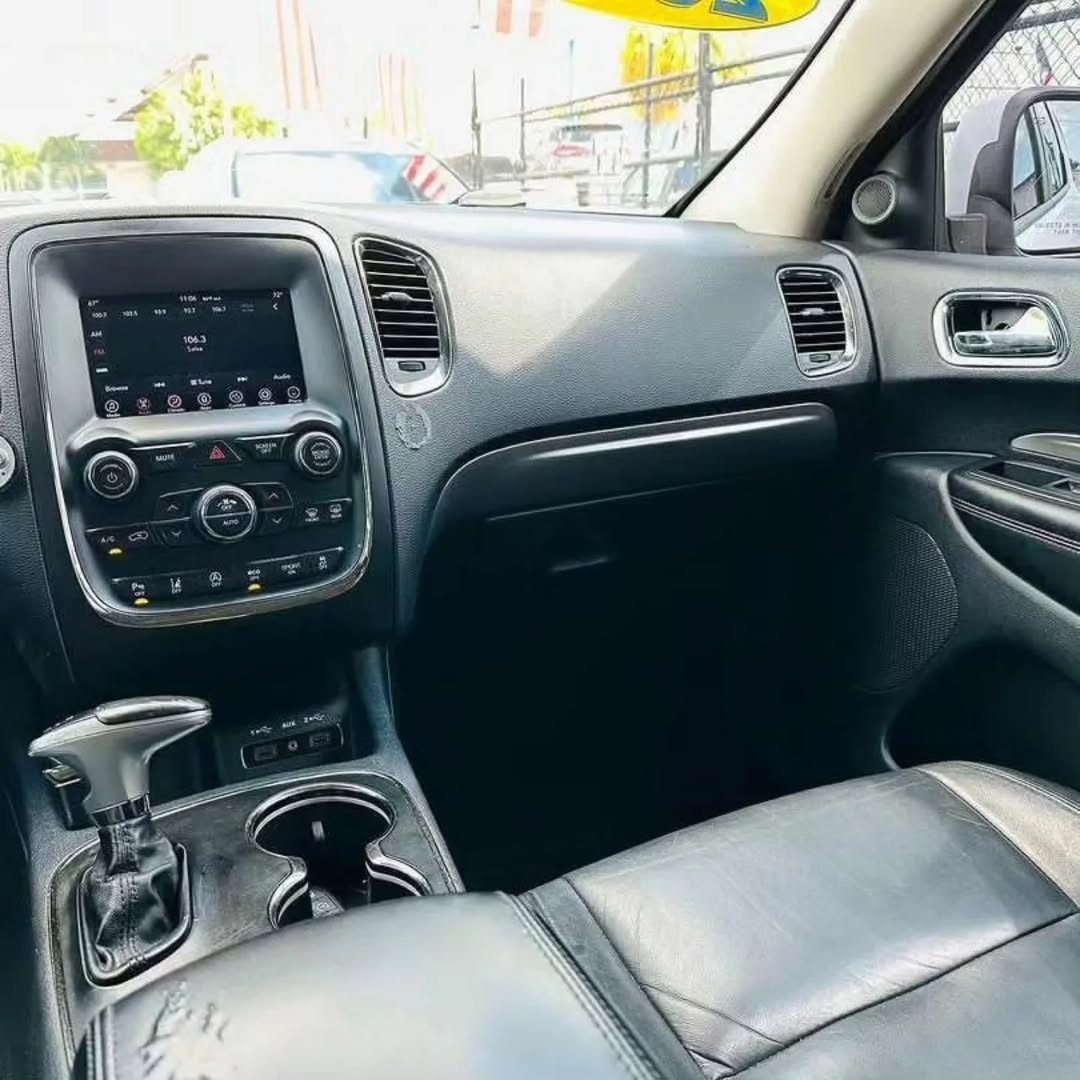 Dodge Durango GT view 4