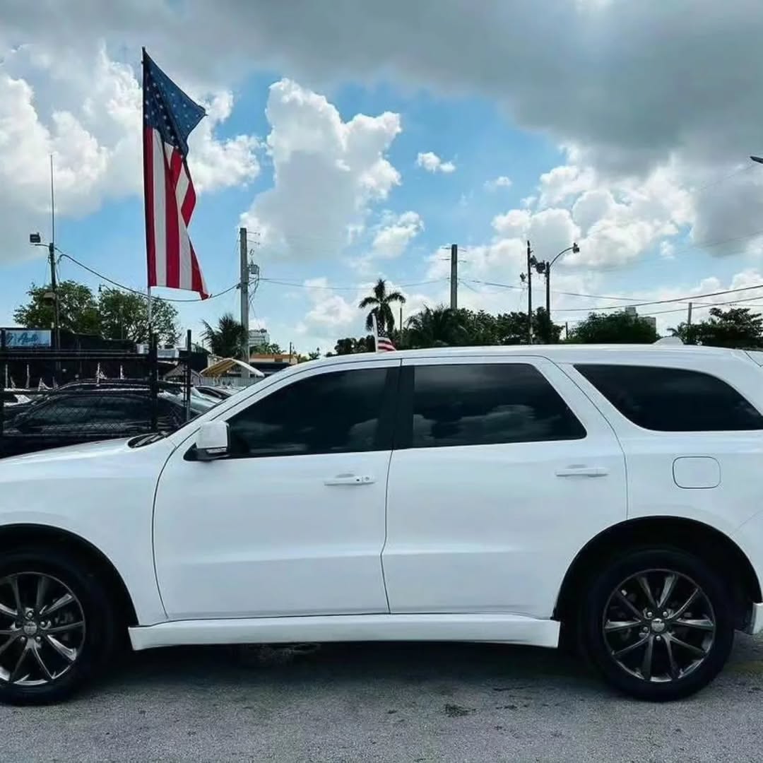 Dodge Durango GT view 3