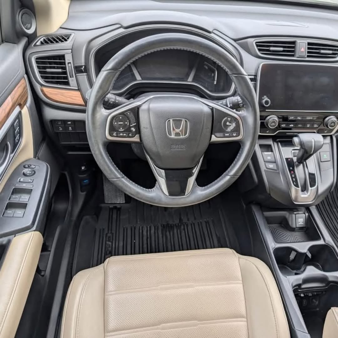 Honda CR-V EX-L view 6