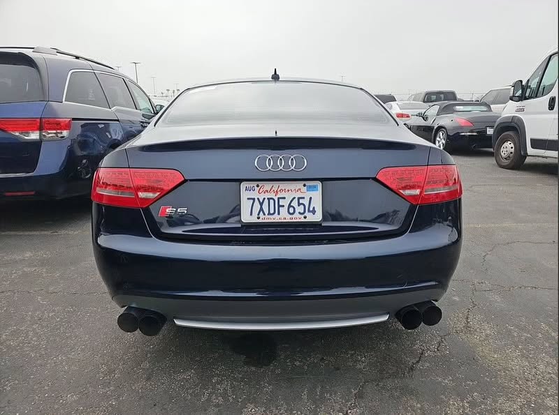 Audi S5 V8 AWD view 8
