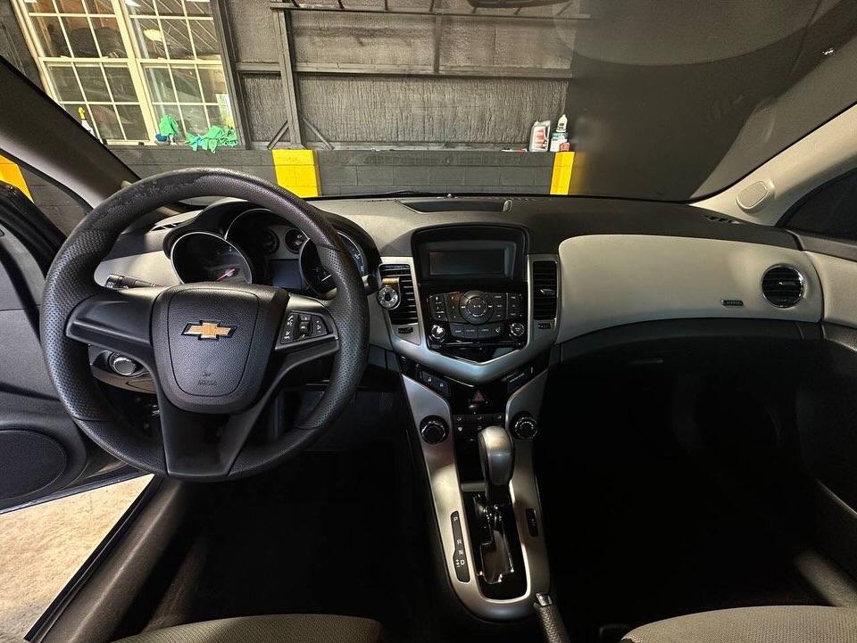 Chevrolet Cruze view 6