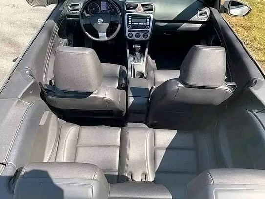 Volkswagen EOS view 6