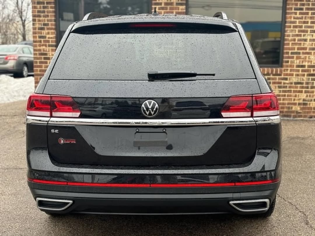 Volkswagen Atlas SE view 8