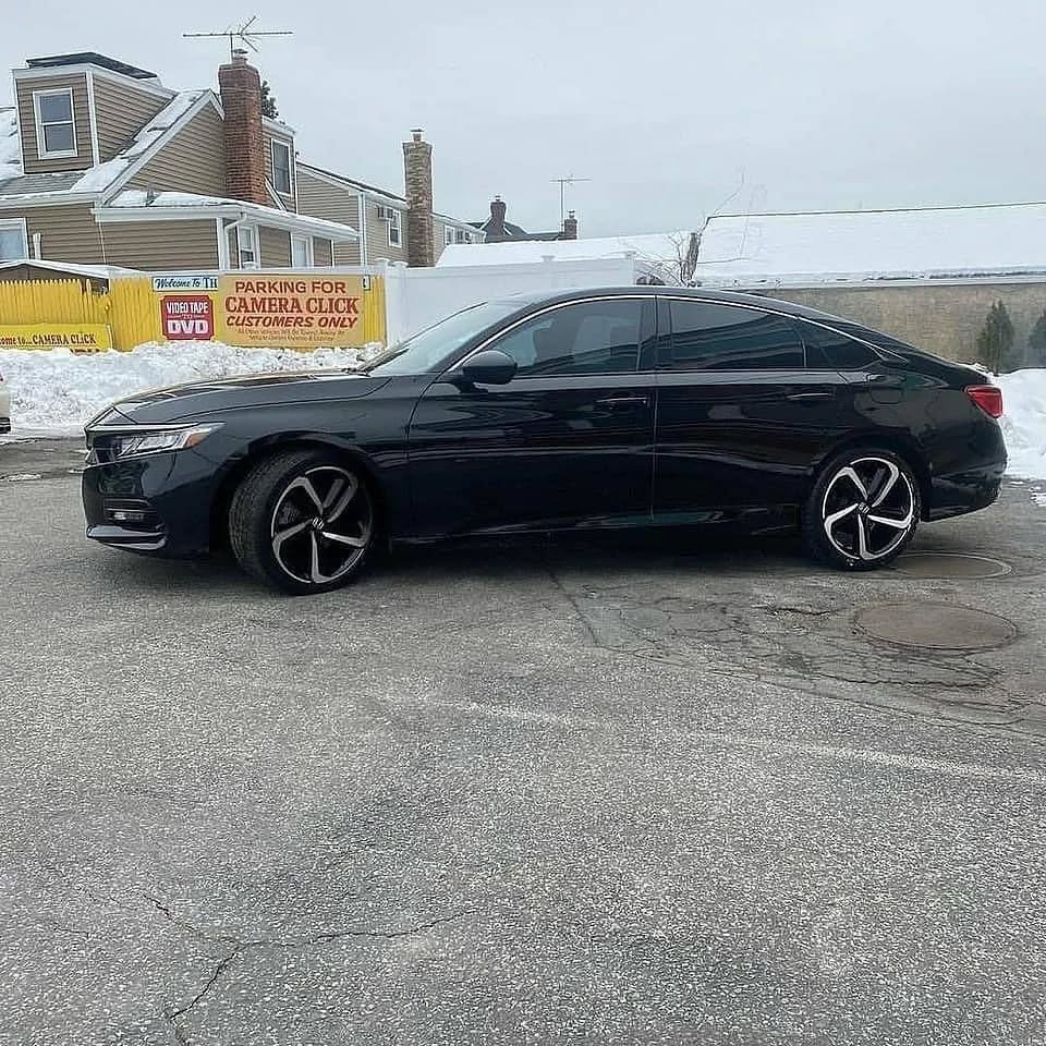 Honda Accord sports view 3