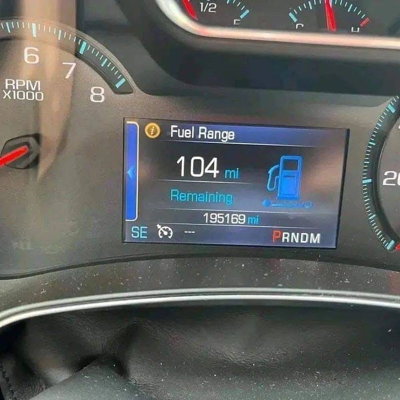 Chevrolet Impala Sedan 4D view 5