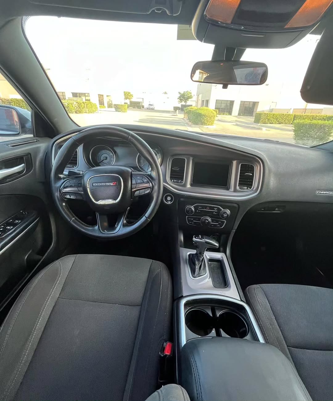 Dodge CHARGER SXT view 6