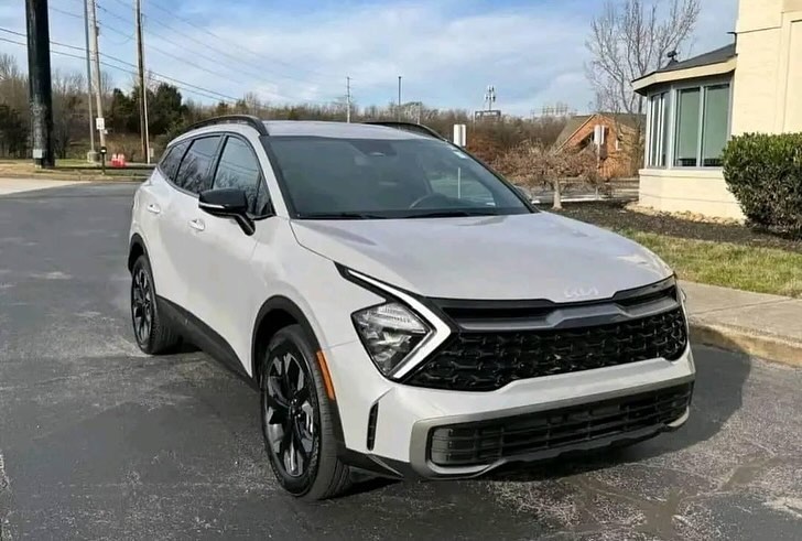 Kia sportage x-line view 3