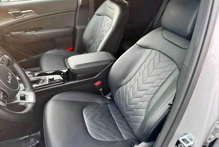 Kia sportage x-line view 8