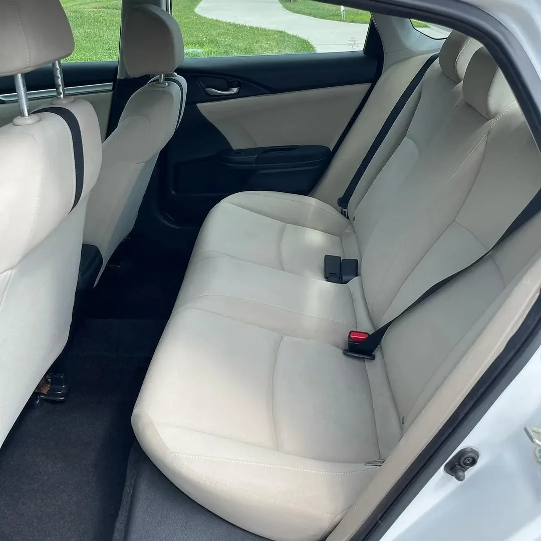 Honda Civic LX view 6