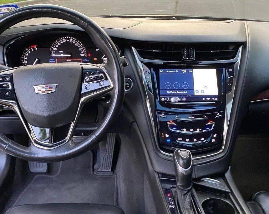 Cadillac CTS view 8
