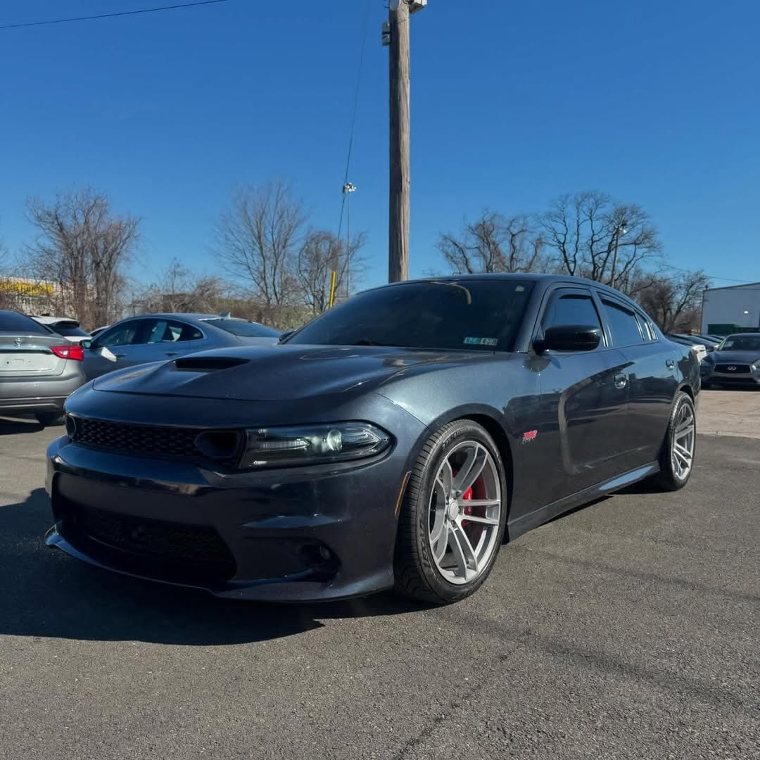 Dodge CHARGERR/T SCATPACK view 2