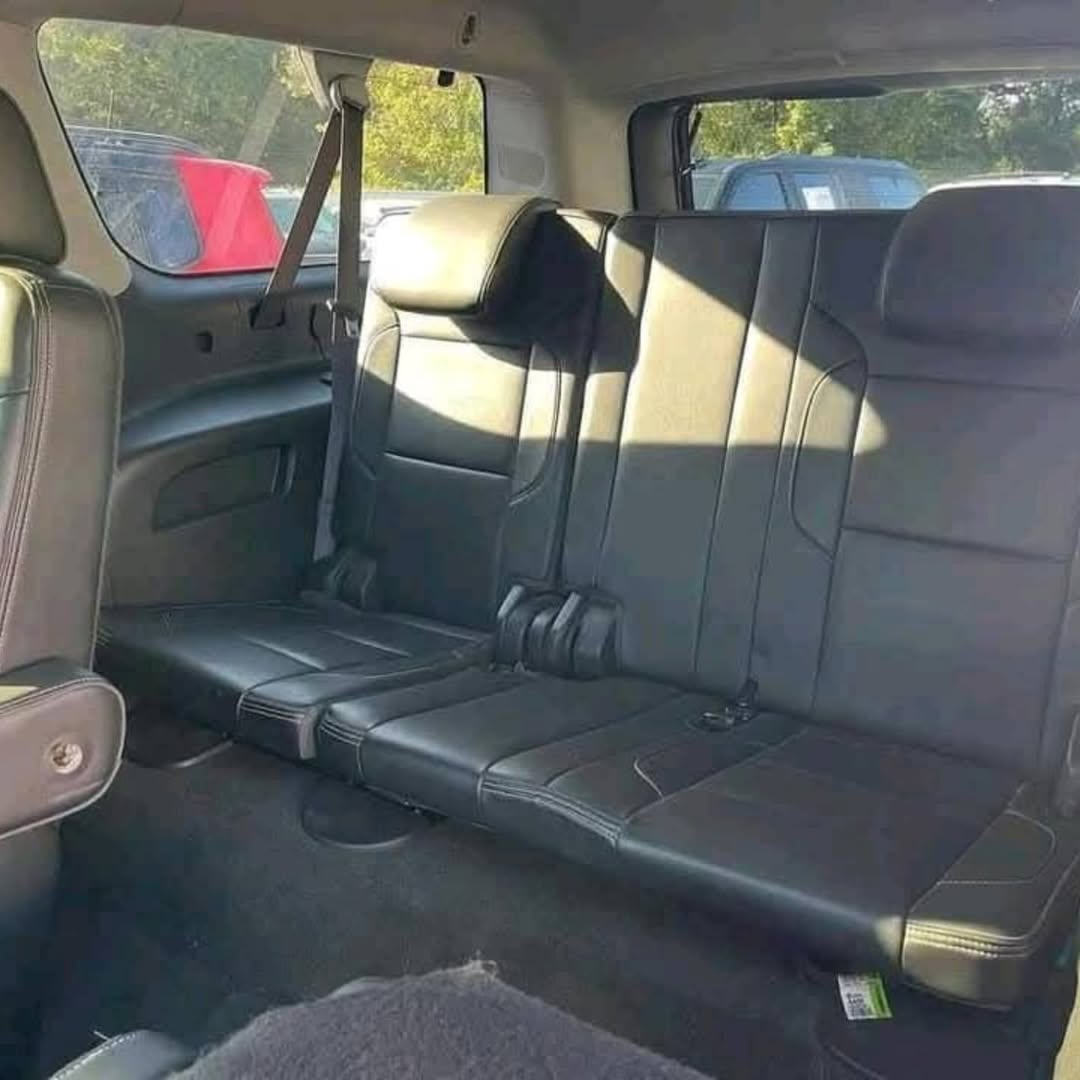 GMC Yukon view 4