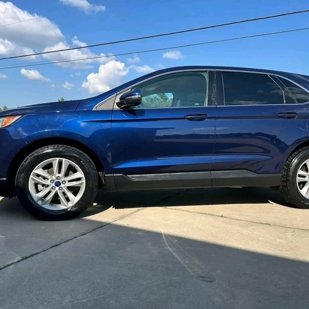 Ford Edge SEL view 7