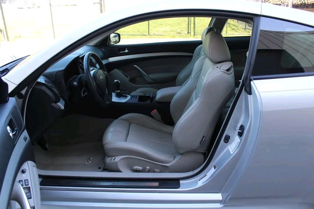 2008 Infiniti G37 view 6