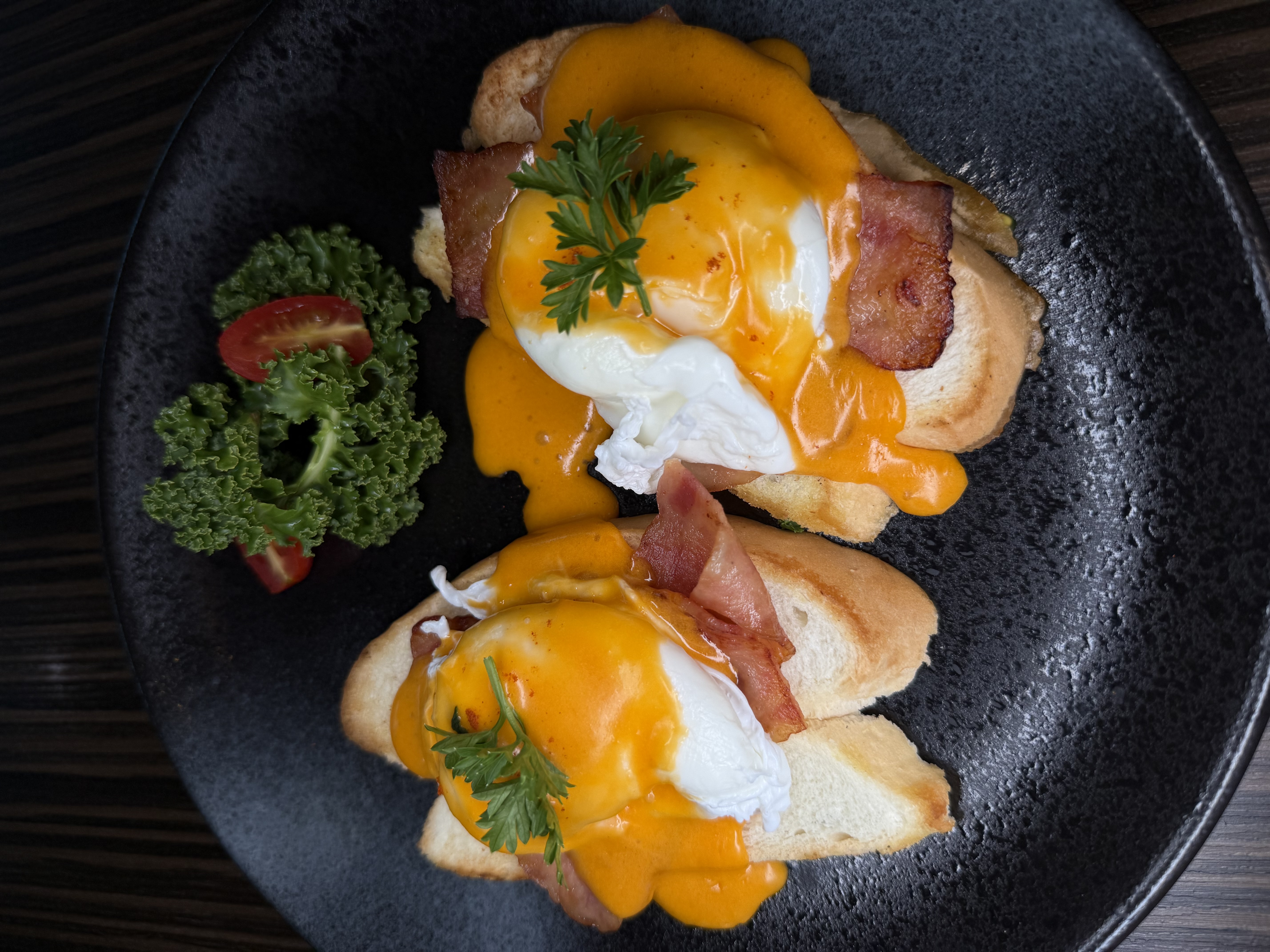 Eggs Benedict Bacon