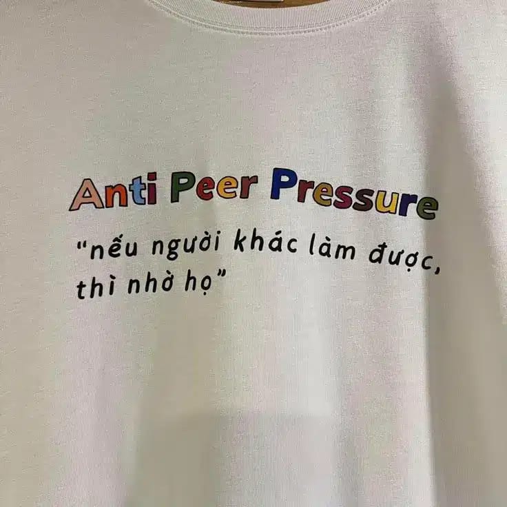 Áo thun in typo hài hước