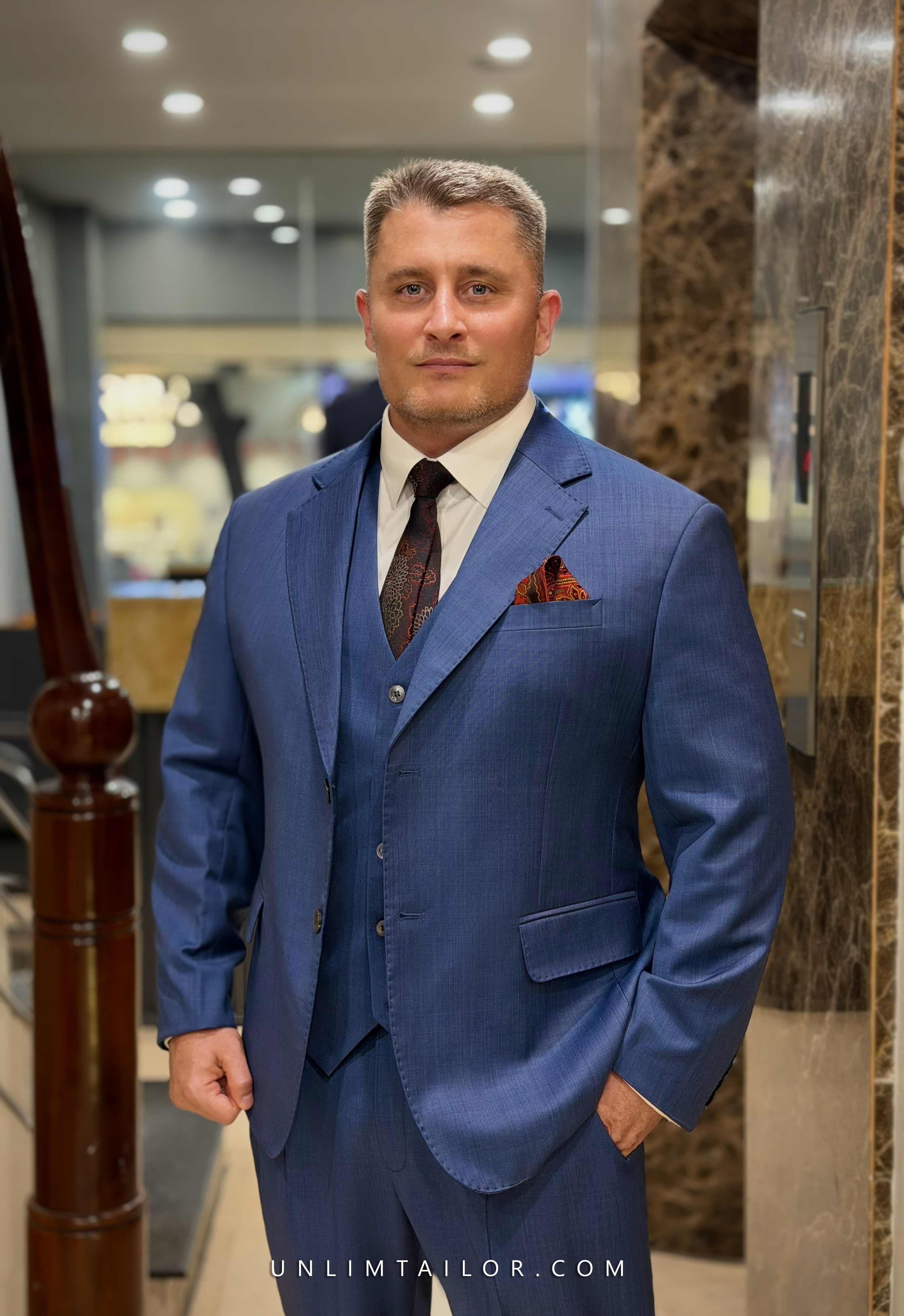 A three-piece navy blue suit, made exclusively for you by Unlim Tailor’s bespoke tailoring service in Hanoi. - detail images