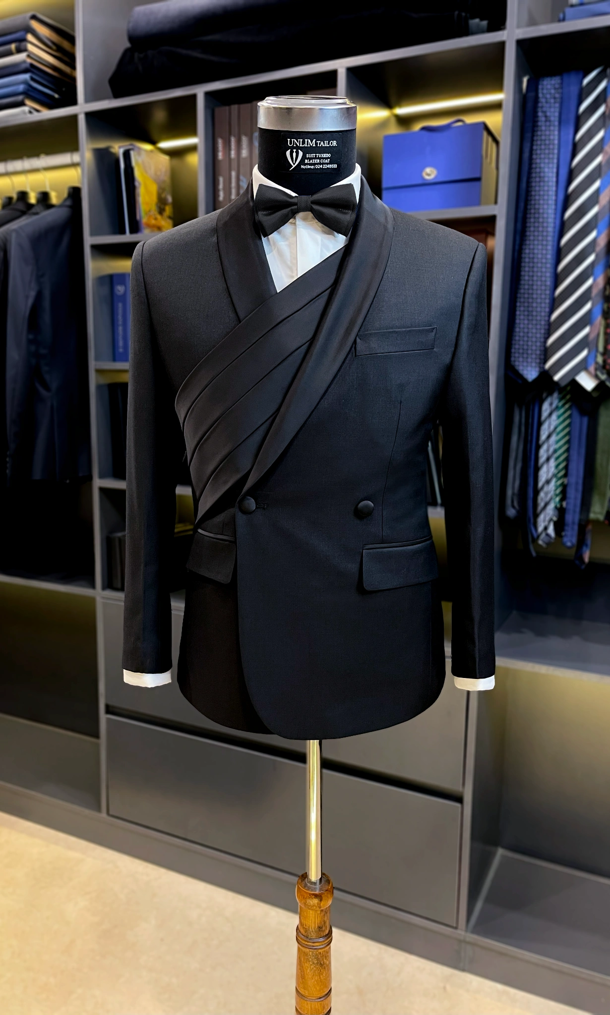 tuxedo-unlim tailor
