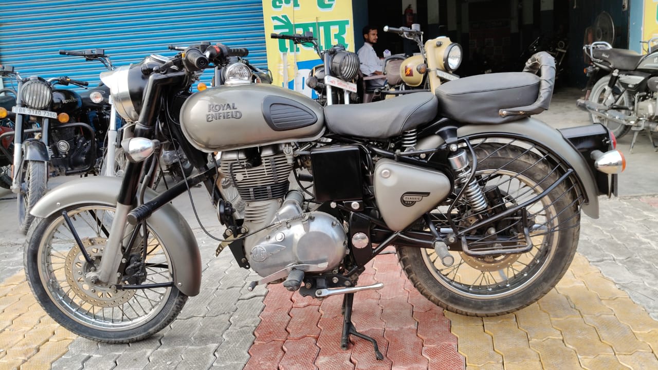 Royal Enfield Classic 350 2018 in Muzaffarpur  photo 2