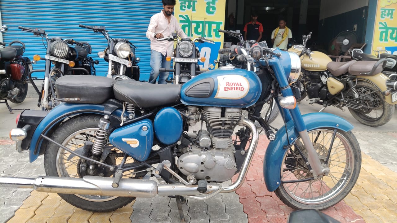 Royal Enfield Classic 350 2018 in Muzaffarpur photo 2