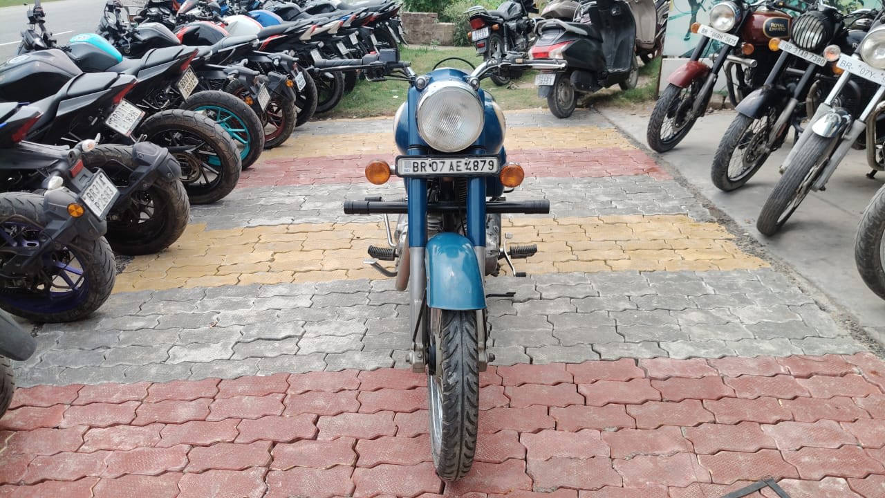 Royal Enfield Classic 350 2018 in Muzaffarpur photo 3