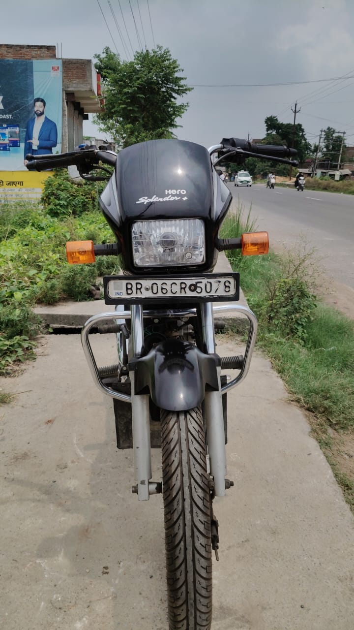 Hero Splendor plus 2021 in Muzaffarpur photo 3