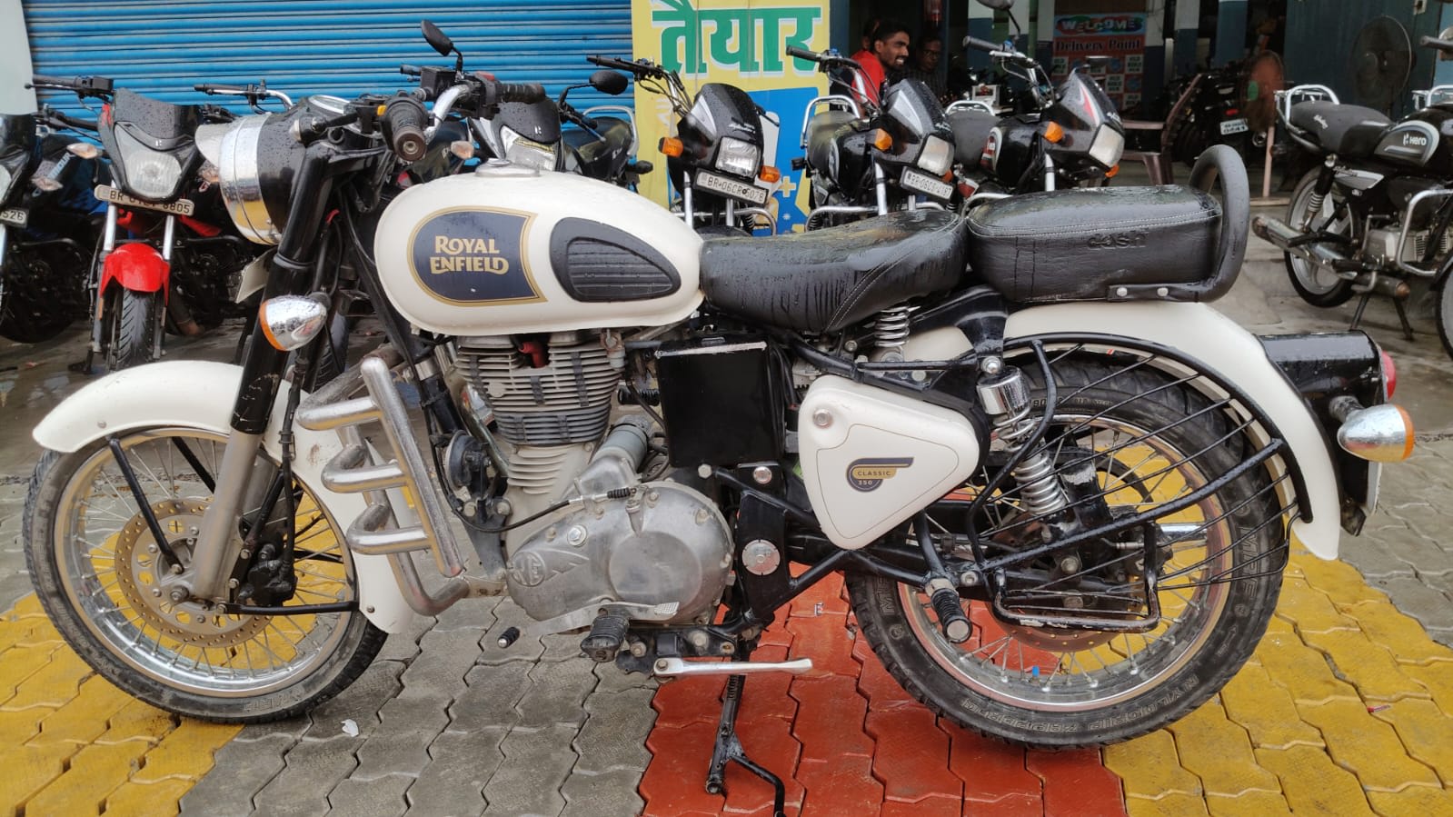 Royal Enfield Classic 350 2019 in Muzaffarpur photo 5