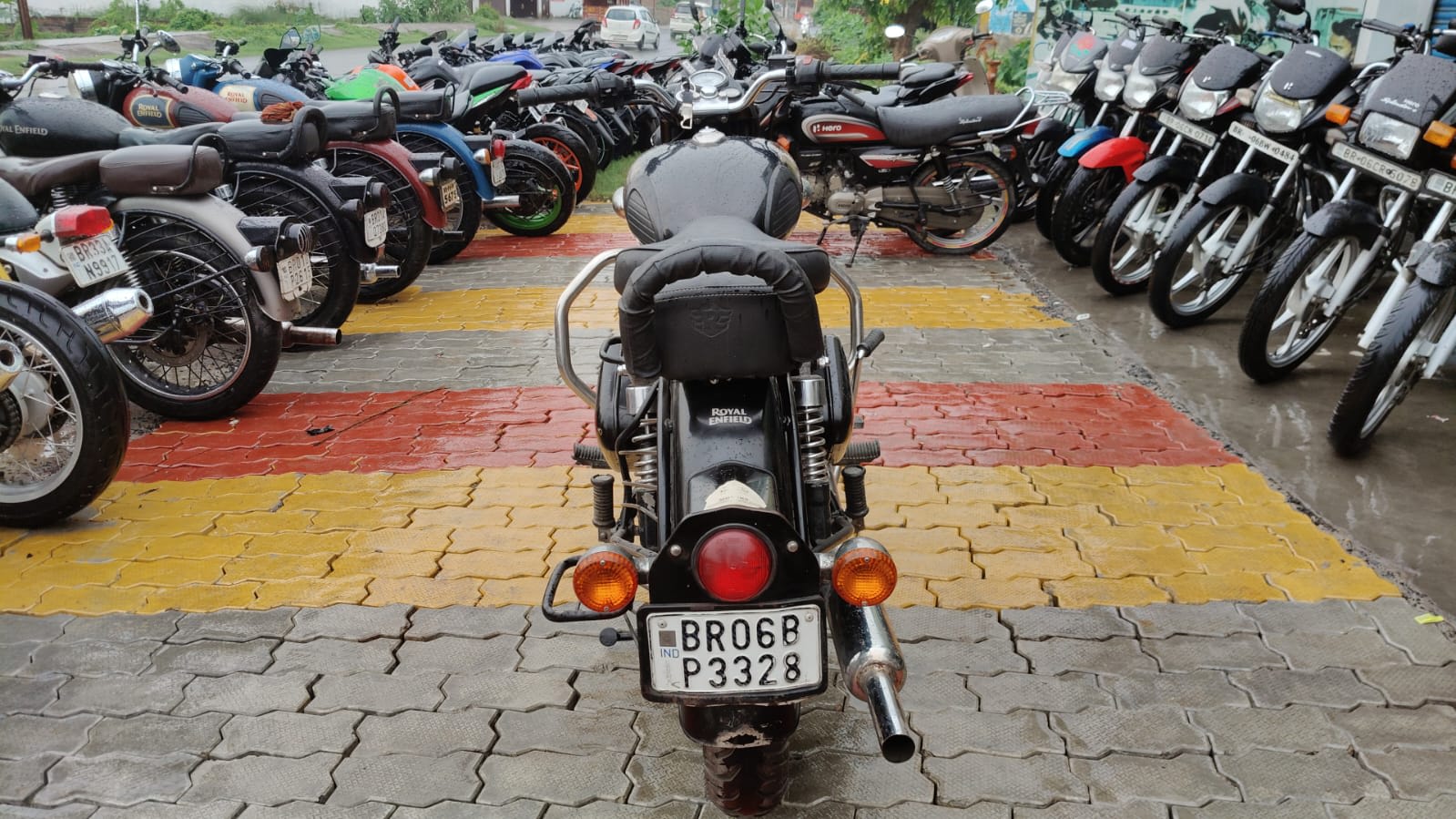 Royal Enfield Classic 350 2018 in Muzaffarpur photo 2