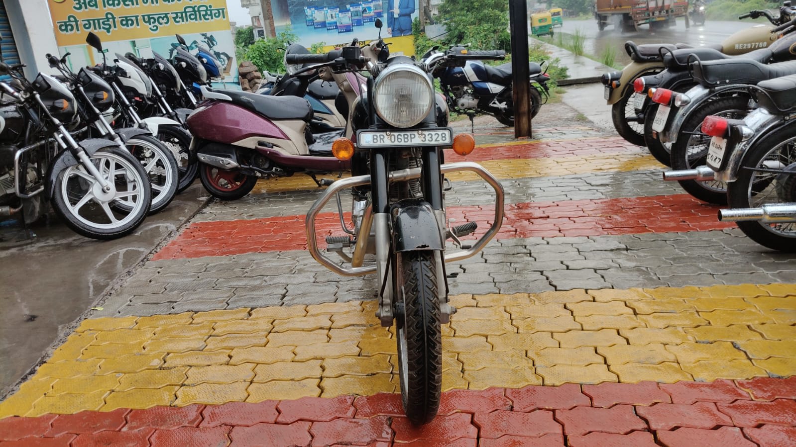 Royal Enfield Classic 350 2018 in Muzaffarpur photo 4