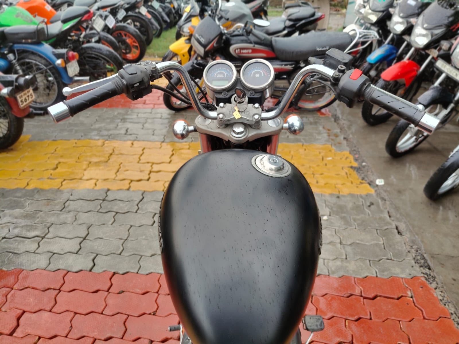 Royal Enfield Thunderbird 350 2019