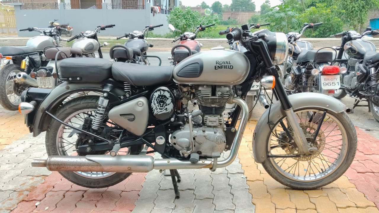 Royal Enfield Classic 350 2019 in Muzaffarpur photo 4
